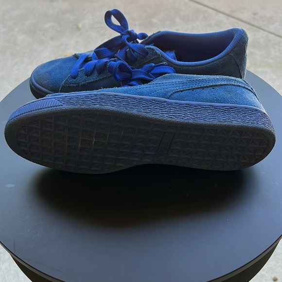 Puma, Size 6Y, Color Royal blue. Worn 2x - Picture 5 of 5
